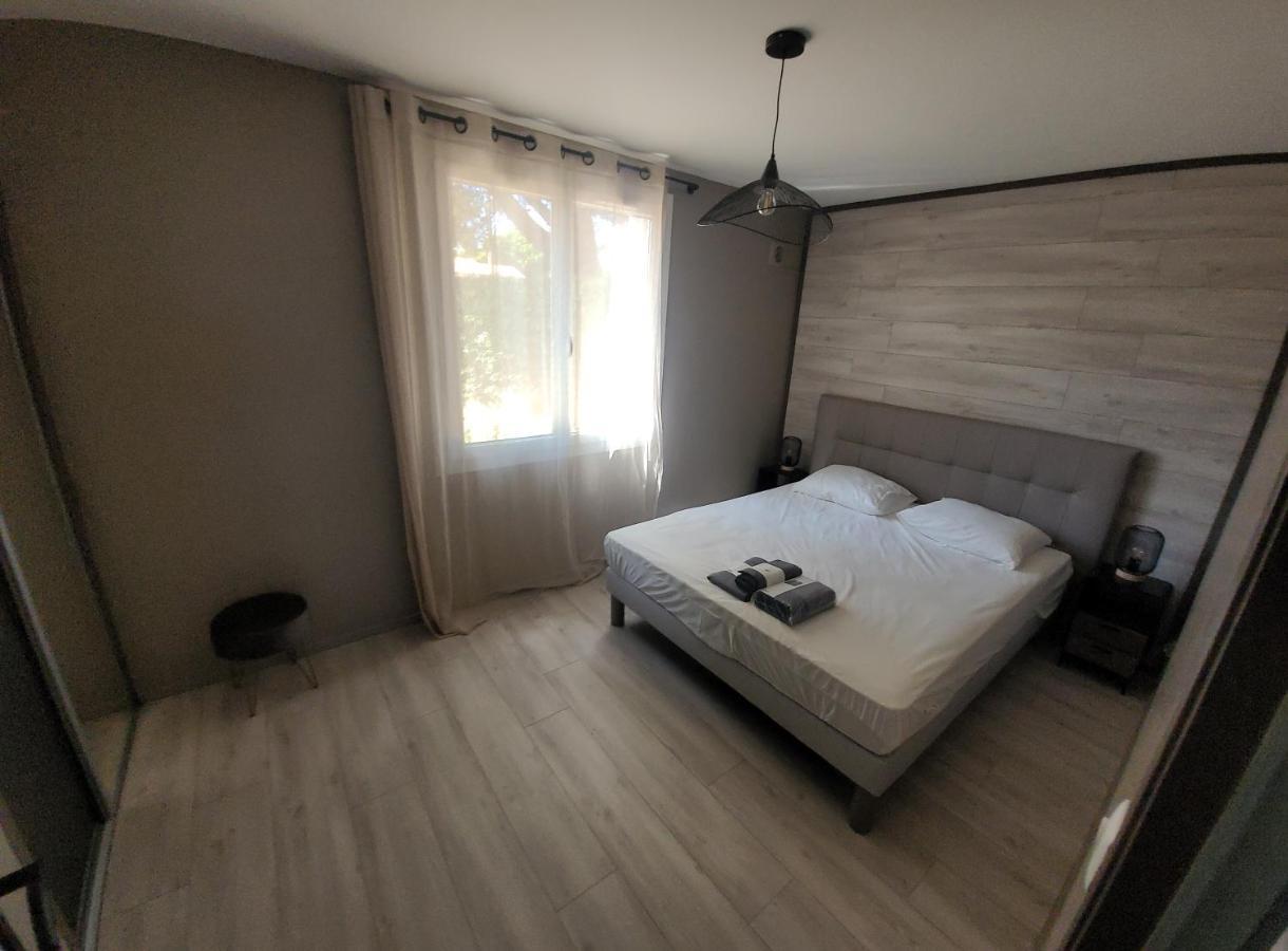 T2 Bord De Mer - Les Embruns Apartment Hyères Екстериор снимка
